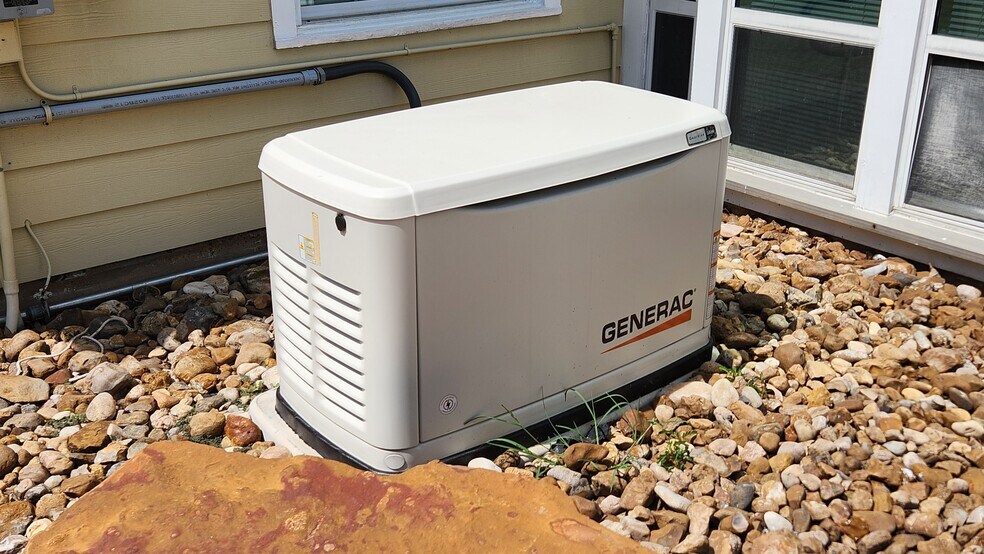 More Photos Of 826 Heights Blvd, Houston Office Residential For Sale