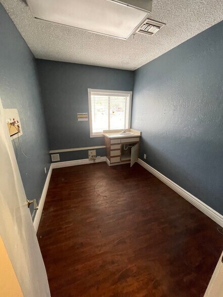 More Photos Of 2615 N 4th St, Flagstaff Medical For Lease