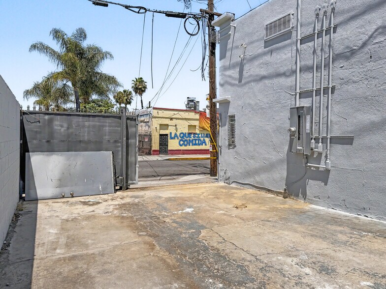 More Photos Of 3700 E Cesar E Chavez Ave, Los Angeles Storefront Retail Office For Sale