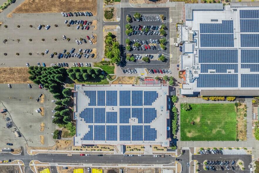 More Photos Of 1500 Valley House Dr, Rohnert Park Coworking Space