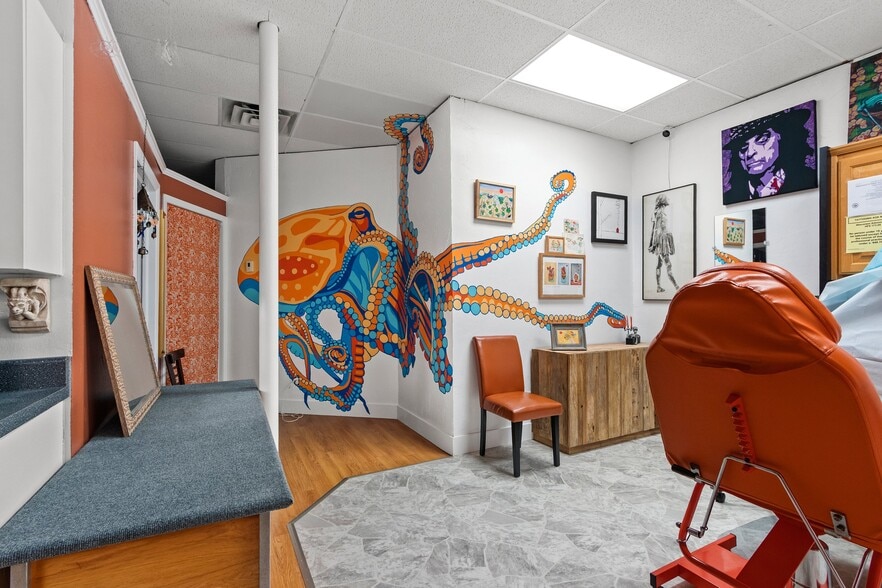 More Photos Of 118 E Pulaski St, Pulaski Storefront Retail Residential For Sale