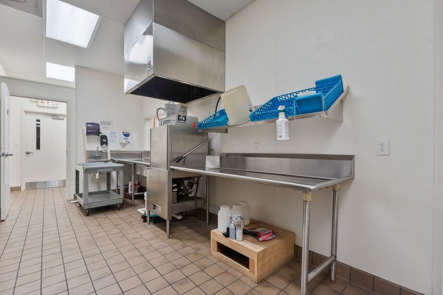 More Photos Of 2929 Hedrick Mill Rd, Lexington Lodge Meeting Hall For Sale