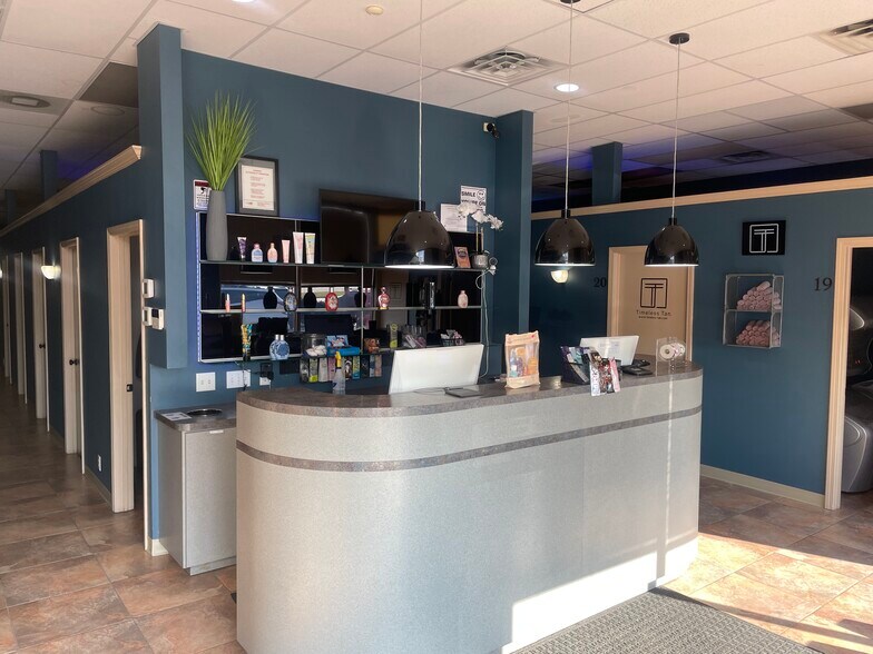 More Photos Of 4930 SE 14th St, Des Moines Unknown For Lease