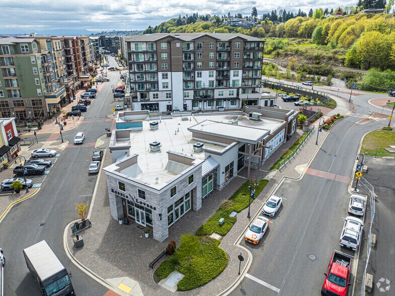 More Photos Of 5058 Main St, Tacoma General Retail For Lease