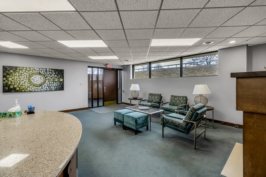More Photos Of 6455 Lake Ave, Orchard Park Medical For Sale