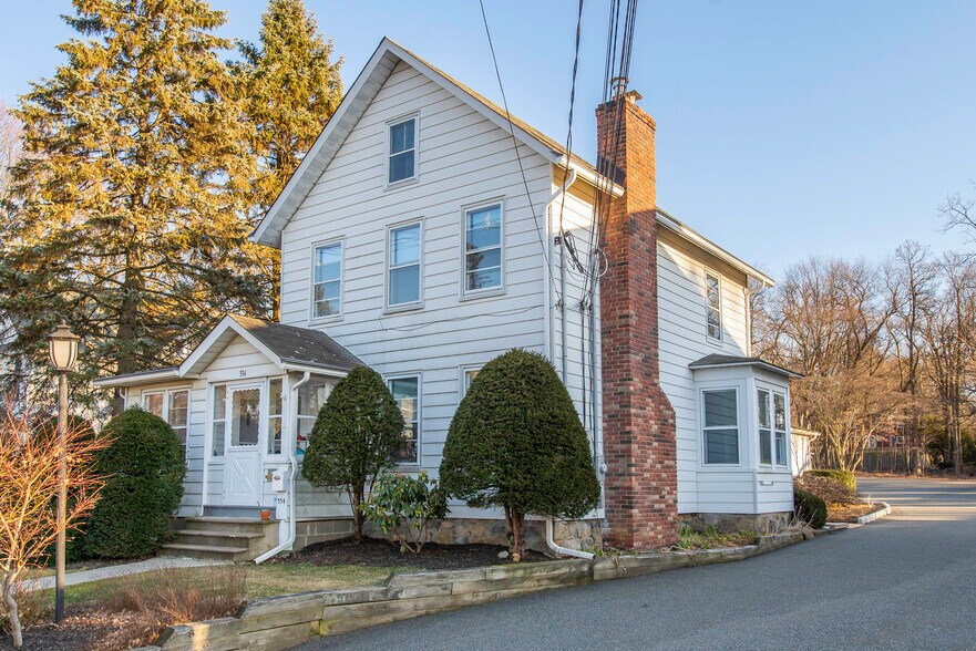 More Photos Of 334 W Main St, Boonton Office For Lease