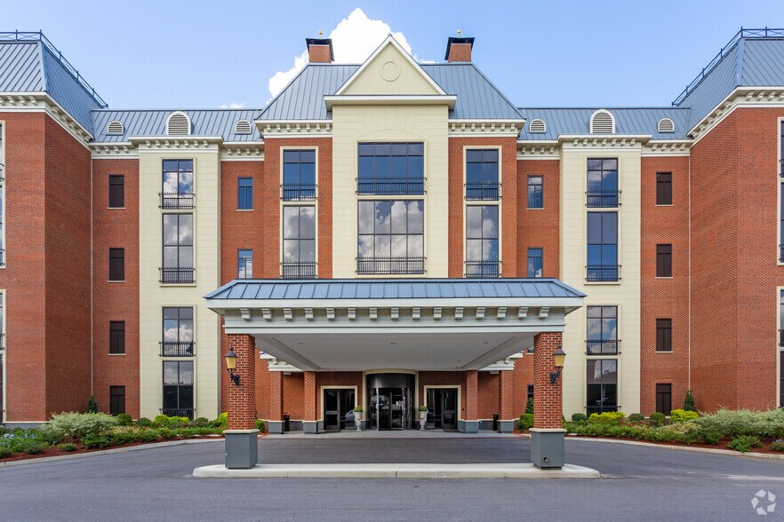 More Photos Of 2826 Ross Clark Cir, Dothan Medical For Lease