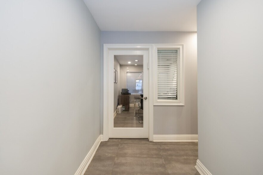 More Photos Of 142 Wyckoff Ave, Brooklyn Storefront Retail Residential For Lease