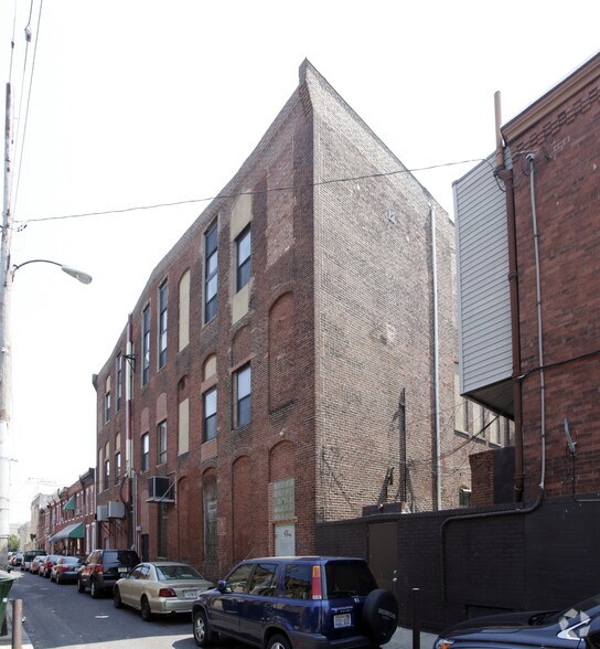 More Photos Of 2038 S Juniper St, Philadelphia Apartments For Lease