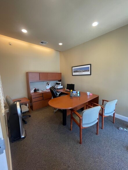More Photos Of 110 Ormond Center Ct, Destrehan Freestanding For Lease