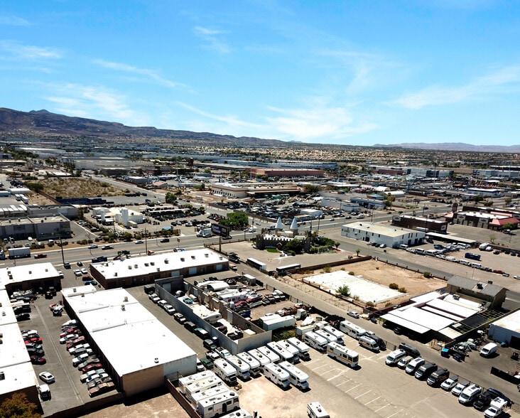 More Photos Of 600 W Sunset Rd, Henderson Industrial For Sale