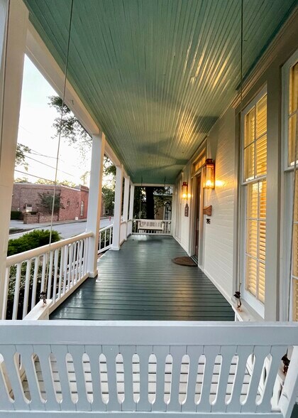 More Photos Of 245 Intendencia St, Pensacola Office Residential For Sale