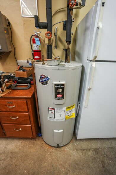 More Photos Of 431 Delaware Ave, Palmerton Office For Sale