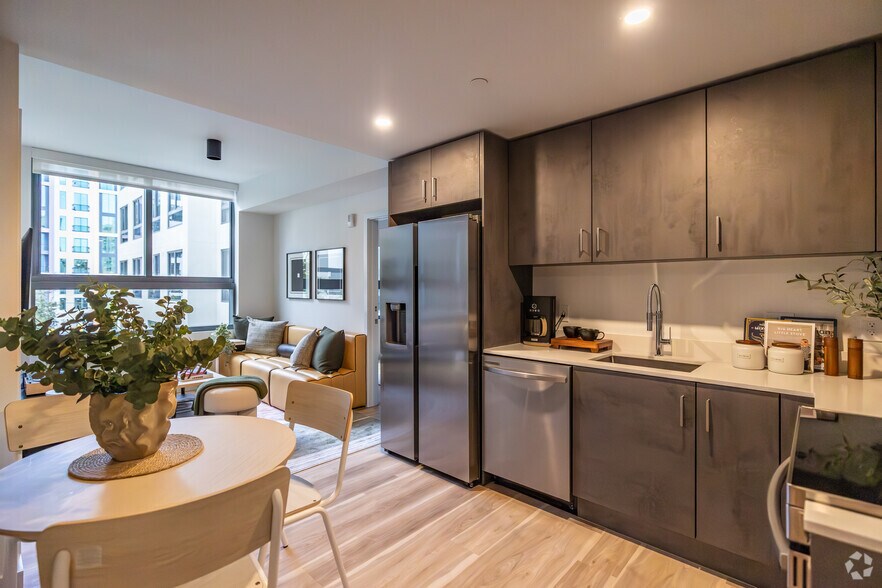 More Photos Of 51 NW 28th St, Miami Apartments For Sale