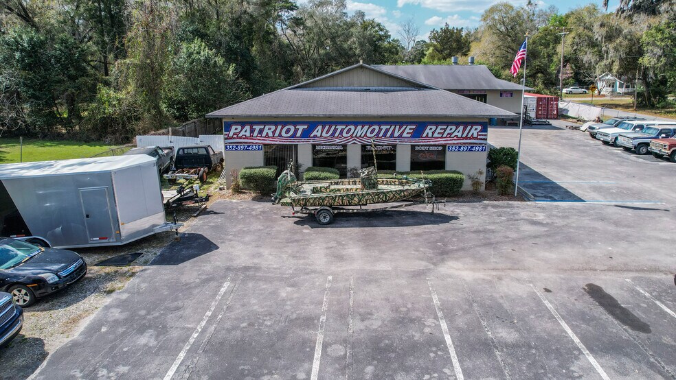 More Photos Of 982 E Hartshorn Ln, Holder Auto Repair For Sale