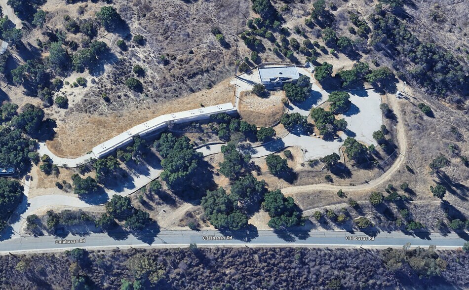More Photos Of 24900 Calabasas Rd, Calabasas Land For Sale