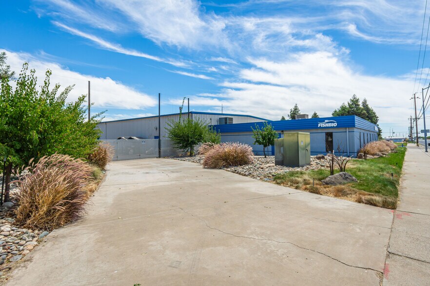 More Photos Of 1617 S Yosemite Ave, Oakdale Warehouse For Sale