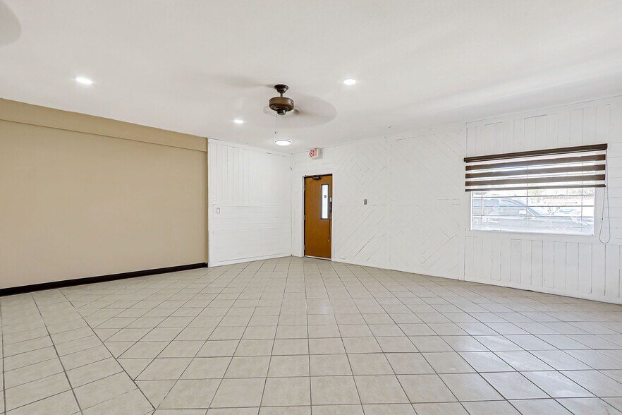 More Photos Of 2222 Bassett Ave, El Paso Storefront Retail Residential For Sale