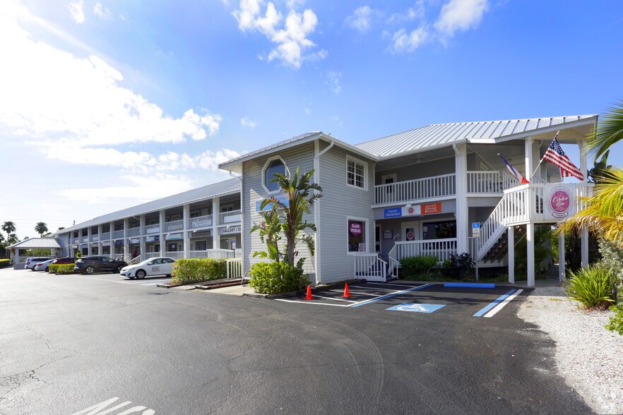 More Photos Of 1120 Pinellas Bayway S, Saint Petersburg General Retail For Lease