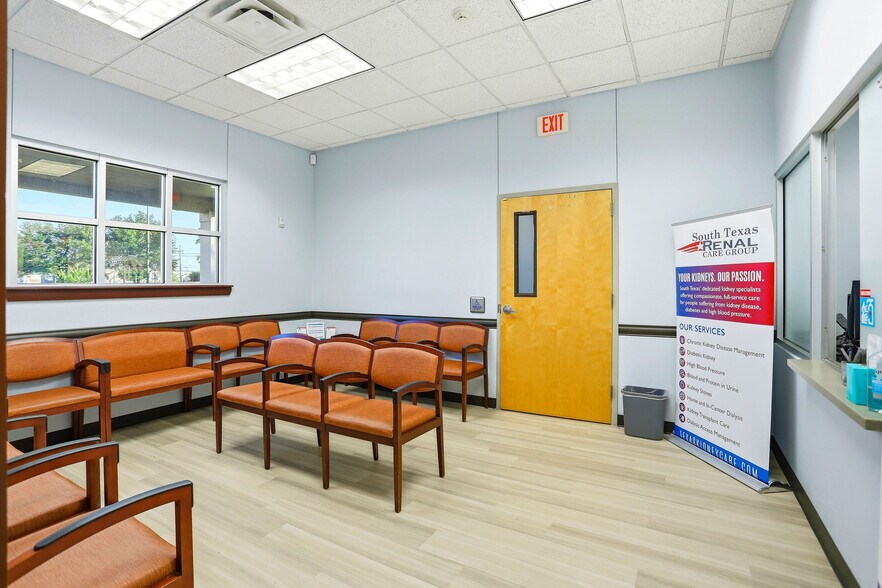 More Photos Of 137 Palo Alto Rd, San Antonio Healthcare For Sale