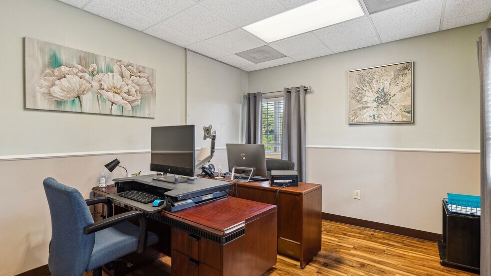 More Photos Of 2149 Valleygate Dr, Fayetteville Medical For Sale