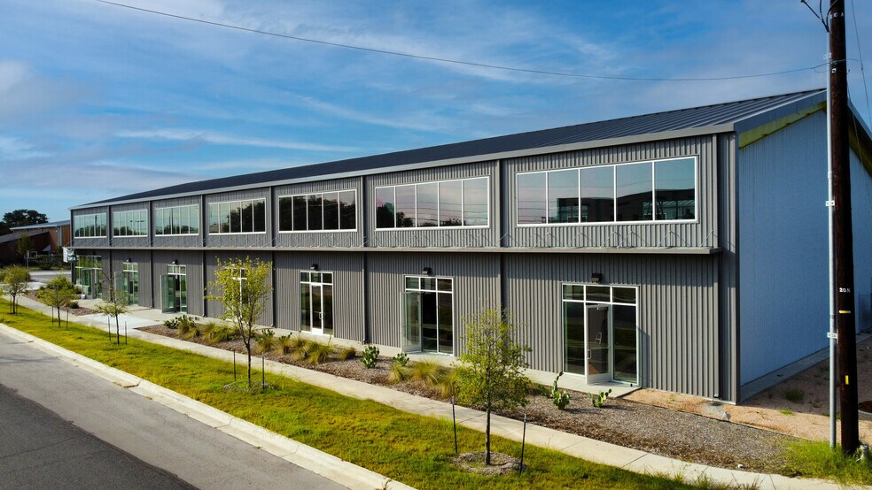 More Photos Of 6001 Wilcab Rd, Austin Unknown For Lease