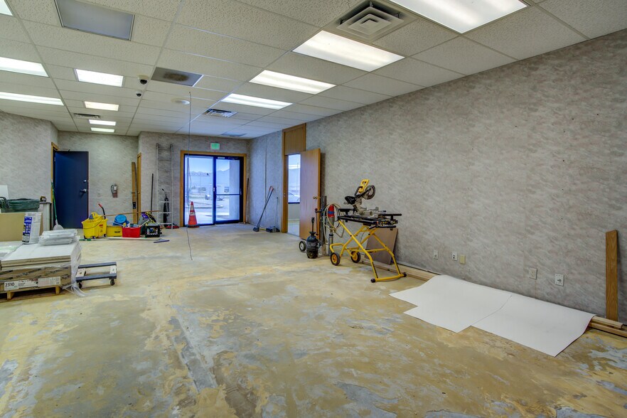 More Photos Of 18950 Base Camp Rd, Monument Office For Lease