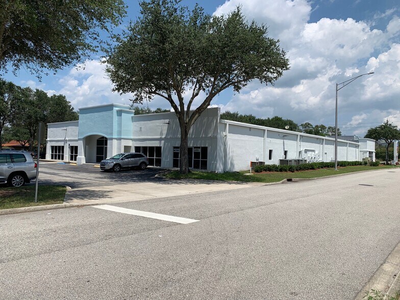 More Photos Of 10290 Philips Hwy, Jacksonville Freestanding For Lease