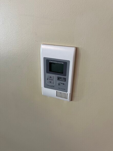 More Photos Of 136 Twin Oaks Rd, Dobson Storefront Retail Office For Lease