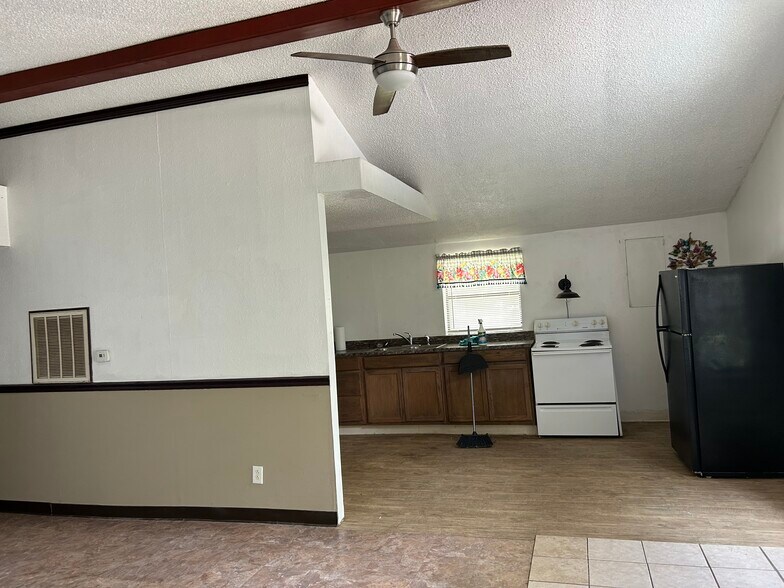 More Photos Of 143 Key Largo Ln, Lufkin Manufactured Housing Mobile Home Park For Sale