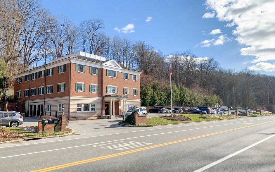More Photos Of 332 Route 100, Somers Township Office For Sale