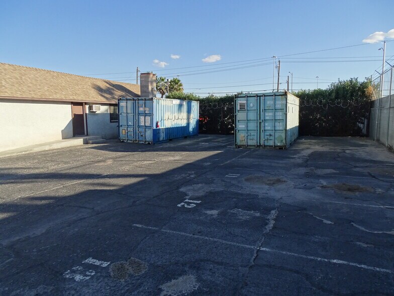 More Photos Of 2110 W Bonanza Rd, Las Vegas Service For Lease