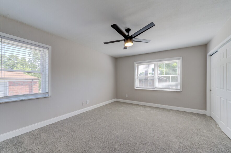 More Photos Of 8166 Whitburn Dr, Clayton Apartments For Sale