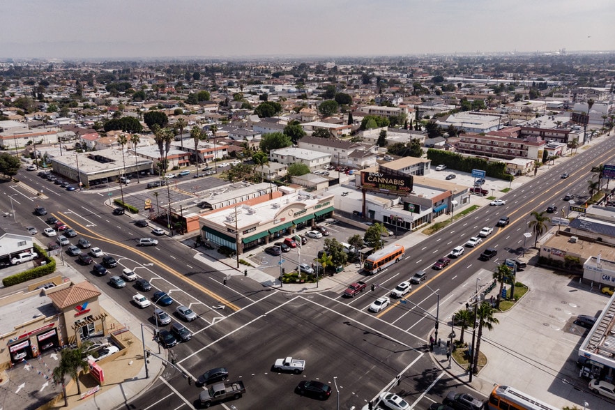 More Photos Of 1685 Pacific Coast Hwy, Harbor City Storefront For Sale