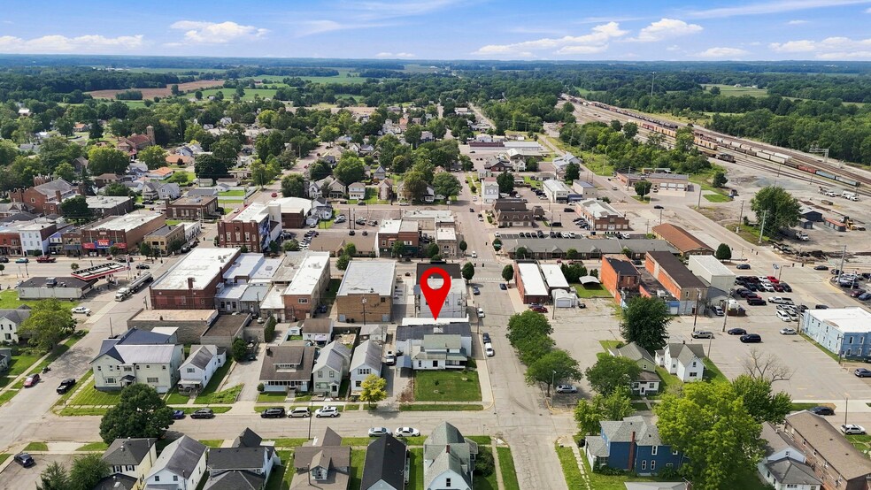 More Photos Of 115 E King St, Garrett General Retail For Sale
