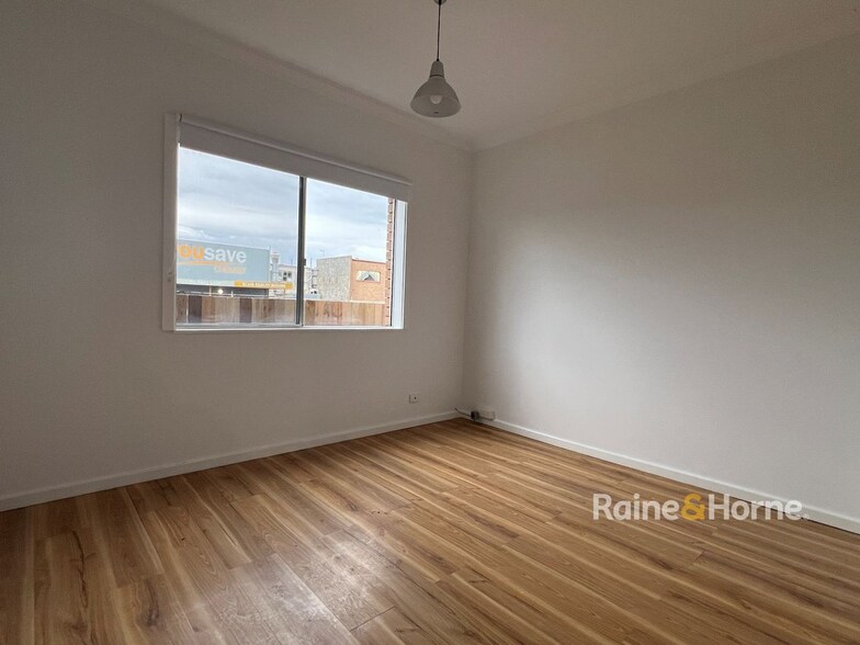 More Photos Of 5 Alfred St, Umina Beach Office For Lease