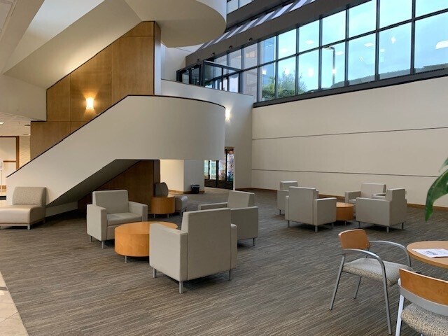 More Photos Of 12115 Lackland Rd, Maryland Heights Office For Lease