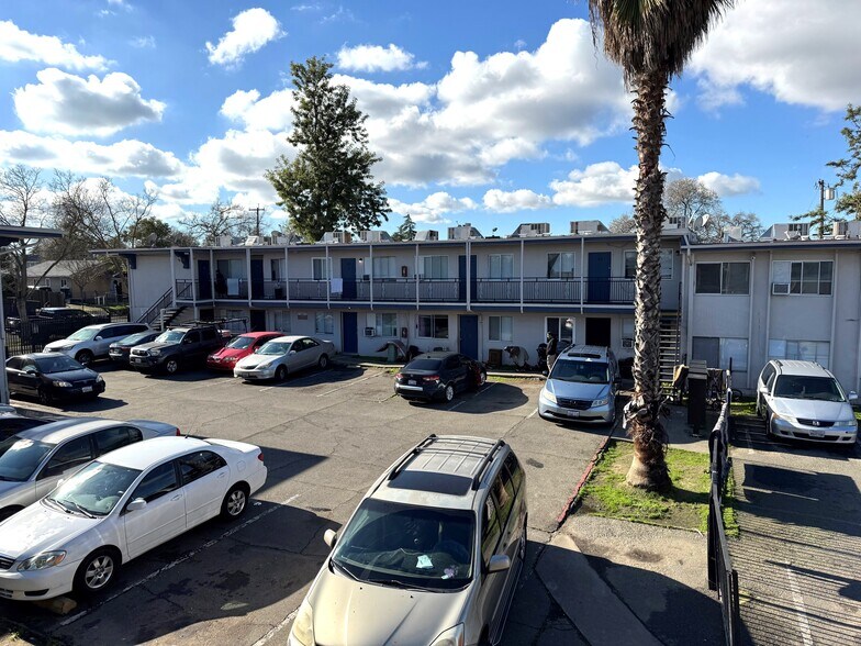 More Photos Of 695 Plaza Ave, Sacramento Apartments For Sale