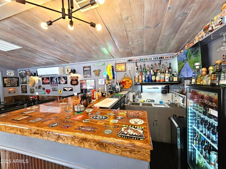 More Photos Of 105 Tombstone Cyn, Bisbee Restaurant For Sale