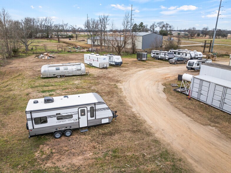 More Photos Of 1242 Loop 179, Pittsburg Specialty For Sale