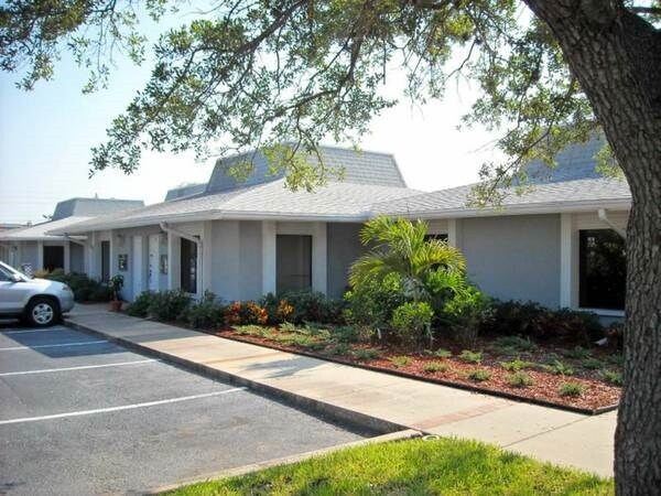 More Photos Of 7850 Ulmerton Rd, Largo Medical For Lease