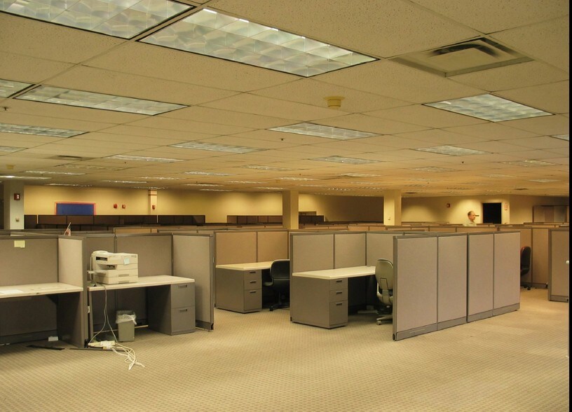 More Photos Of 5401 Jefferson Hwy, New Orleans Office For Lease