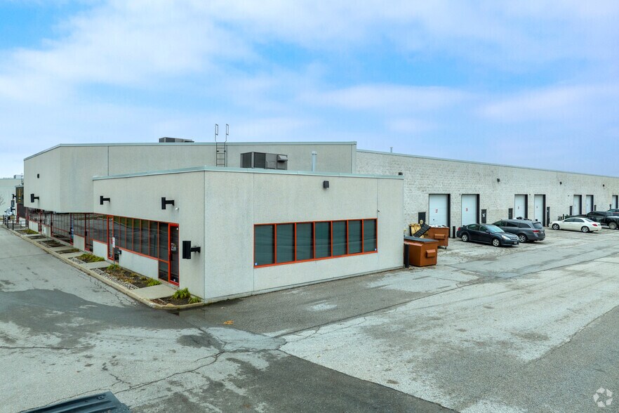 More Photos Of 401 Magnetic Dr, Toronto Light Distribution For Lease