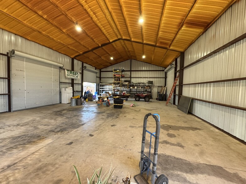 More Photos Of 6920 County Road 202, McKinney Warehouse For Lease