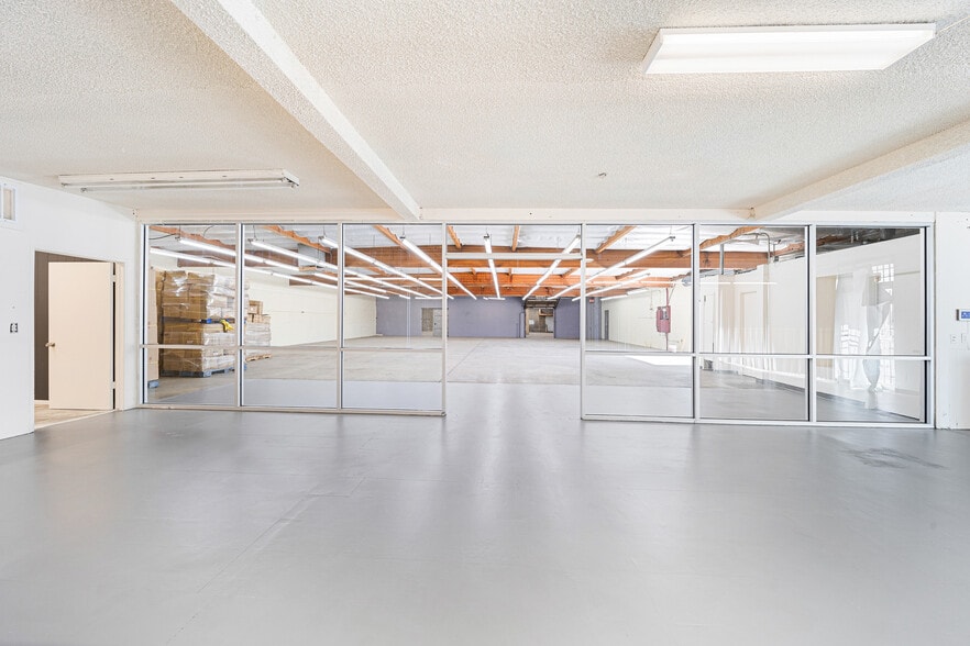 More Photos Of 372 N Mt. Vernon Ave, Colton Warehouse For Sale