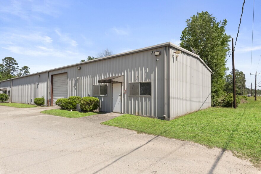 More Photos Of 18083 FM 1314 Rd, Conroe Warehouse For Lease