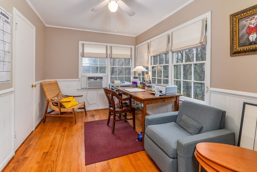 More Photos Of 145 Melrose Ave, Tryon Apartments For Sale