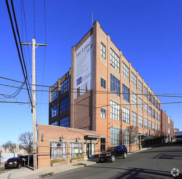 More Photos Of 31 South St, Mount Vernon Light Manufacturing For Lease