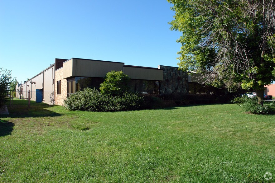More Photos Of 16000 Common Rd, Roseville Warehouse For Sale