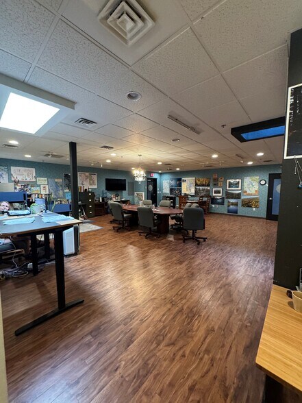 More Photos Of 525 Railway St, Whitefish Office For Lease